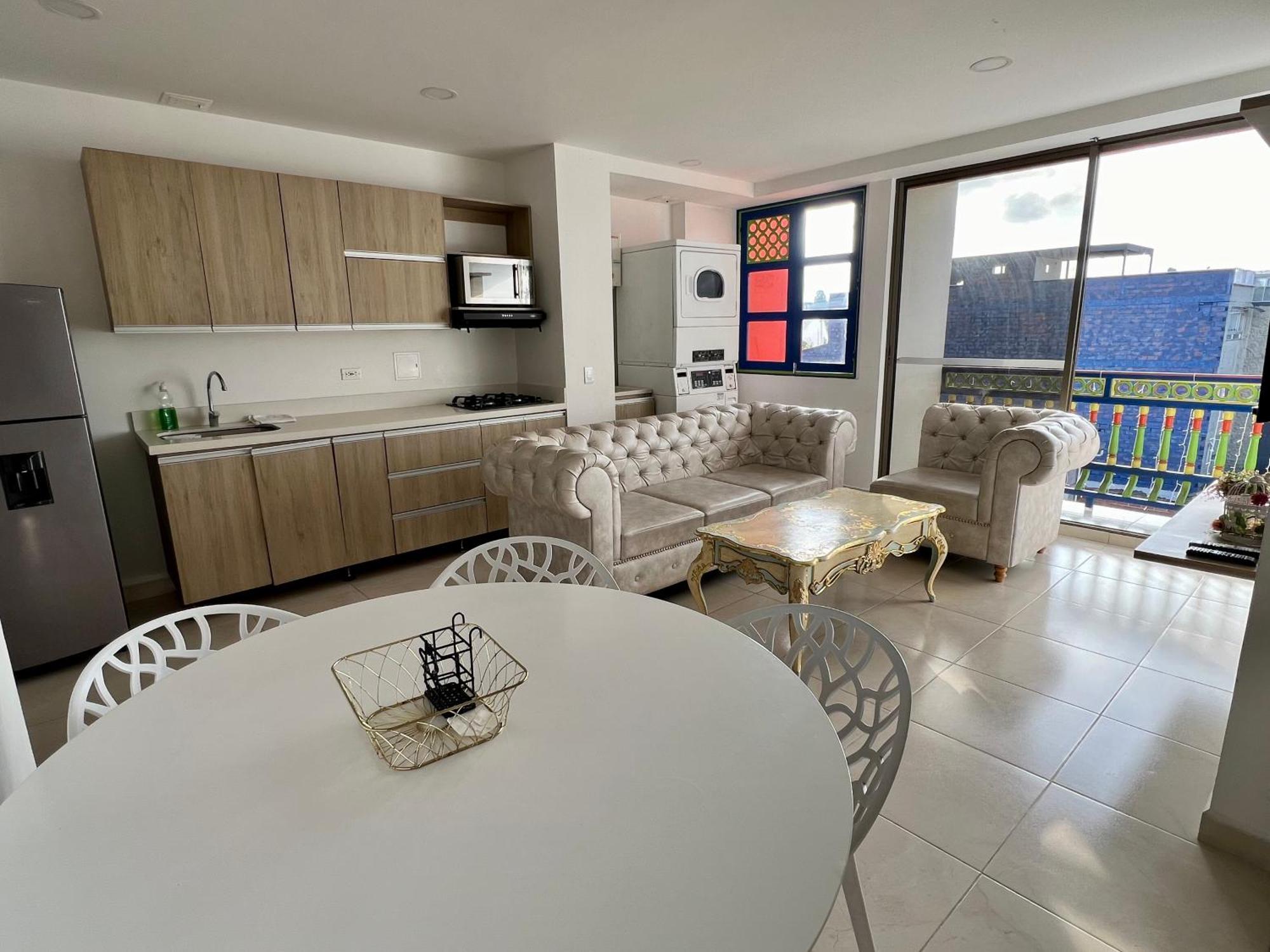 Apartamento La Martinera Plaza Principal Guatapé Exterior foto